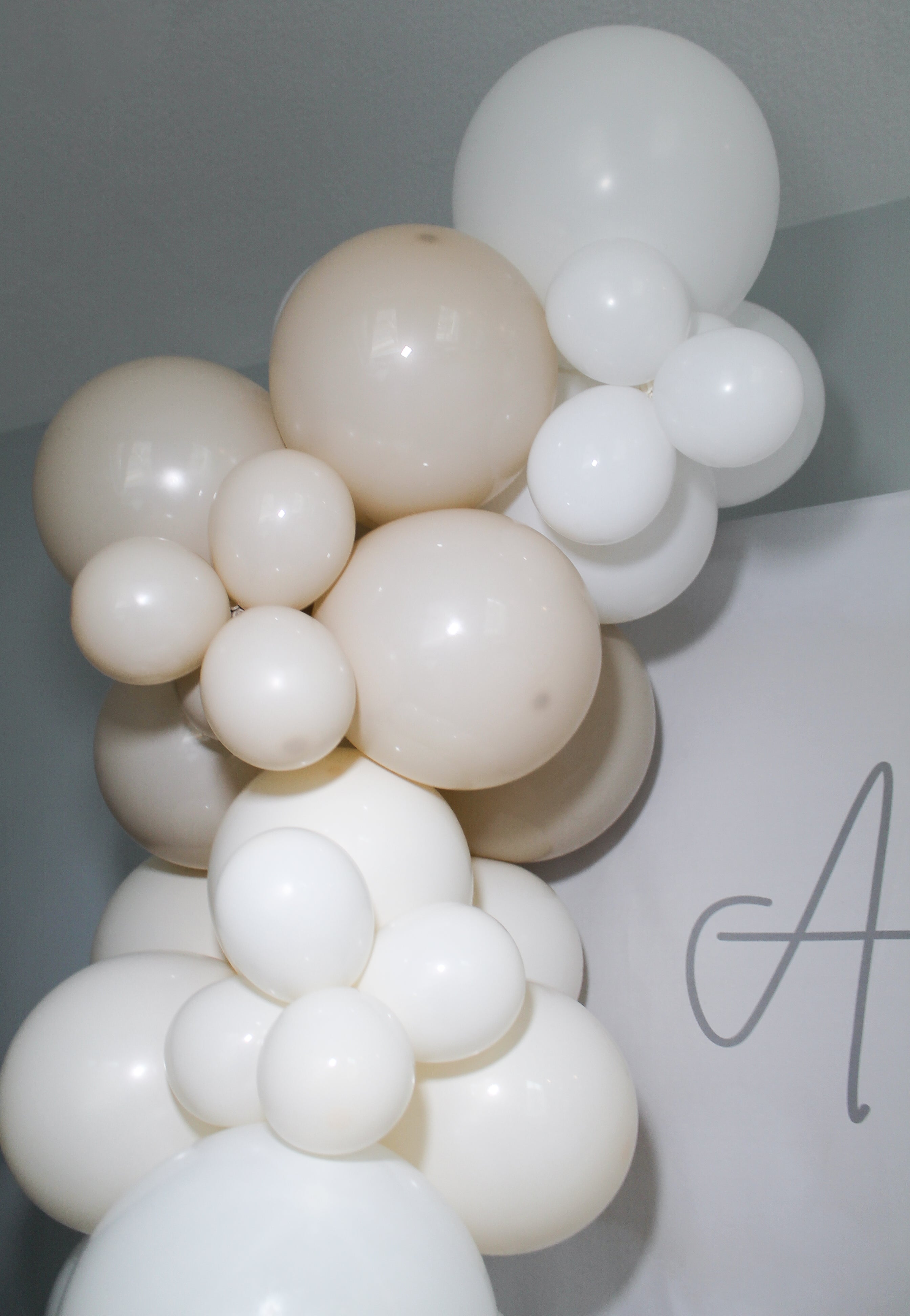 Neutral 10 ft Balloon Garland Kit